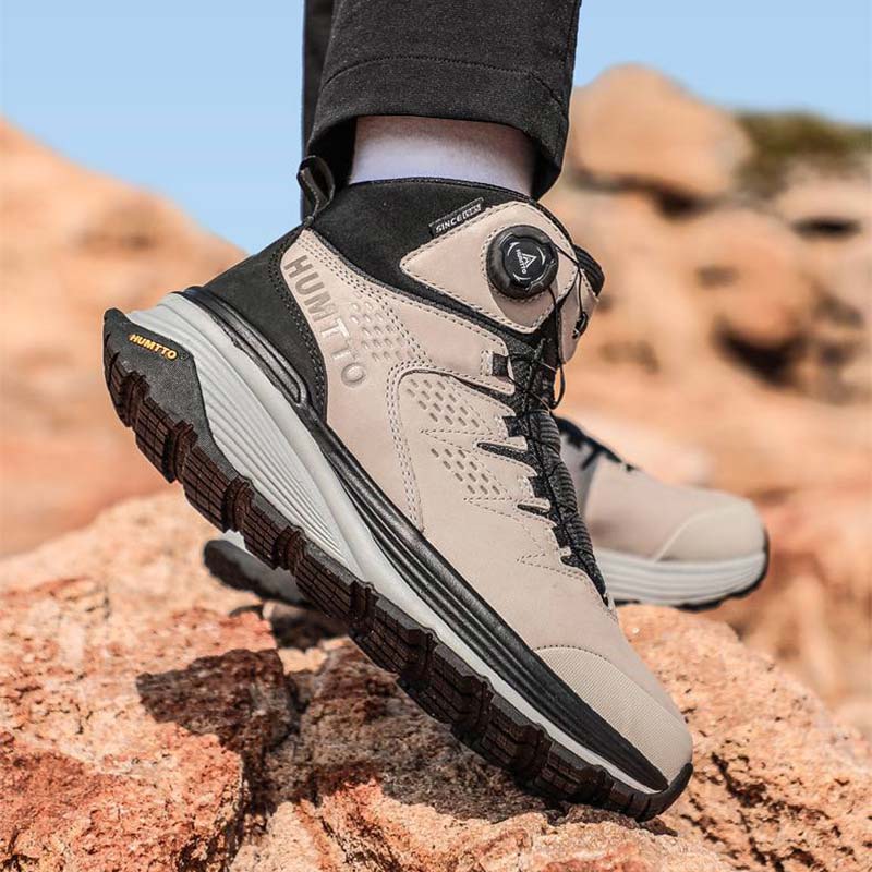 کفش هامتو مناسب برای کوهنوردی و طبیعت گردی